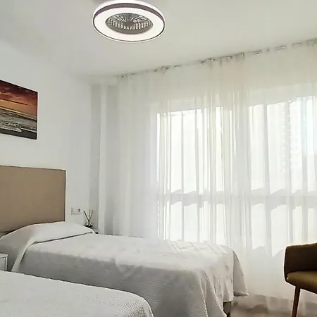 Apartamento Con Vistas Al Mar Poniente Avda Uruguay 公寓 貝尼多姆