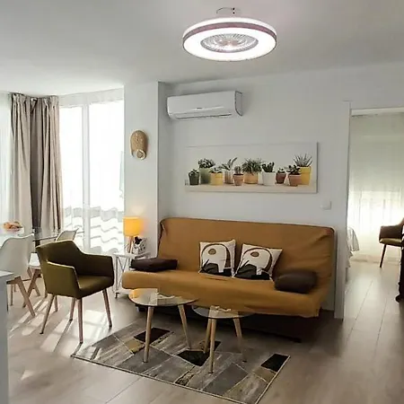 Apartamento Con Vistas Al Mar Poniente Avda Uruguay 公寓 *